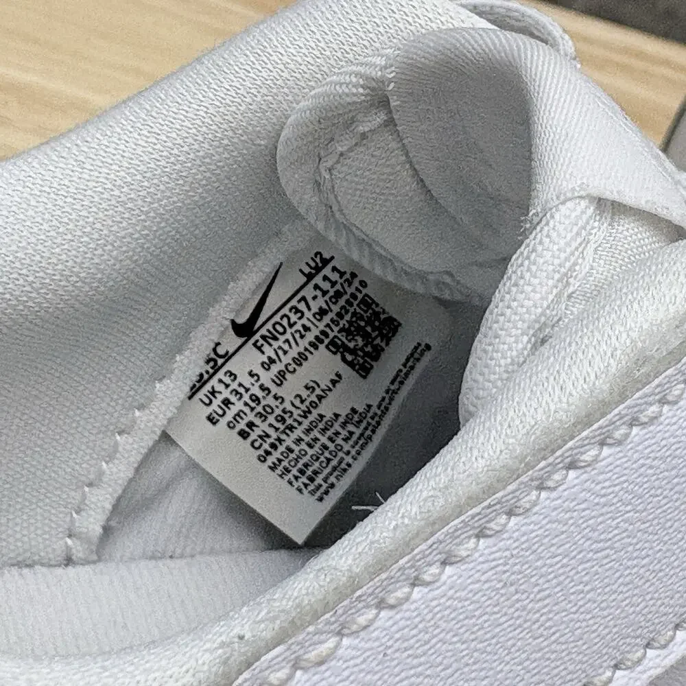 Nike Air Force 1 Sneaker Low Easy On White Leather Unisex Kids Sneaker Size 13.5